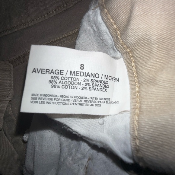 Nine West Khaki Bermuda Shorts women’s size 8 - Picture 3 of 6